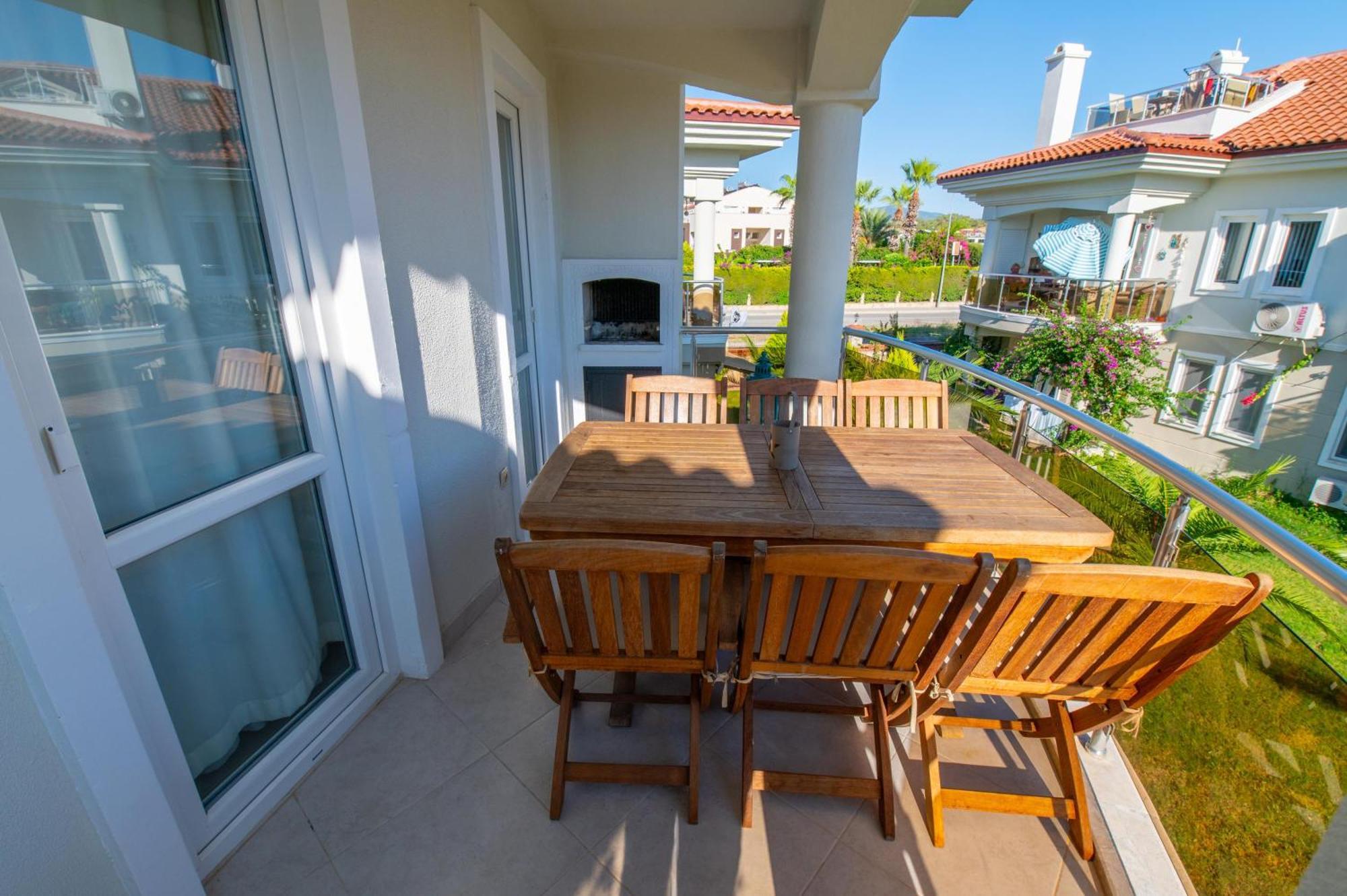 Sunset Beach Club Aqua Lettings Fethiye Exterior foto