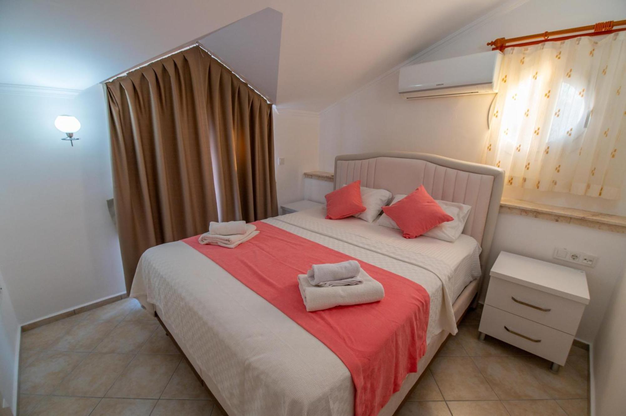 Sunset Beach Club Aqua Lettings Fethiye Exterior foto