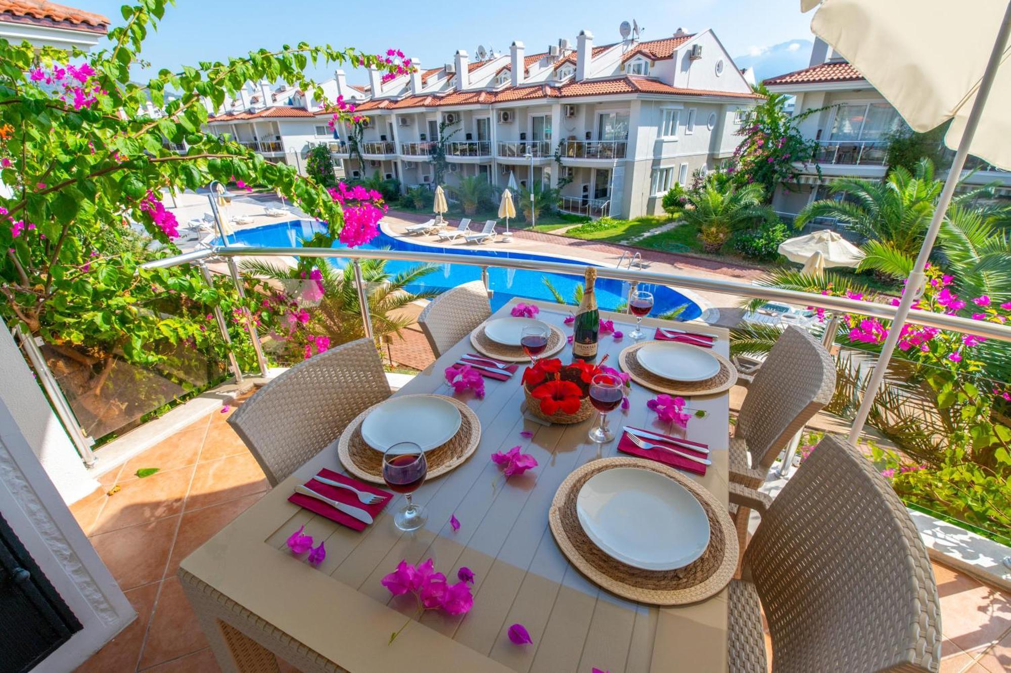 Sunset Beach Club Aqua Lettings Fethiye Exterior foto